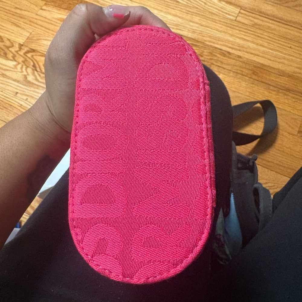 Dior Fuchsia Vanity Case - Picture 4 of 8